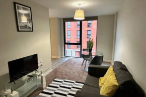 Cosy 1 Bed Central Manchester Apartment Sleeps 2